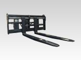 BM42 Adjustable spacingPallet Forks — HCN engineering attachment
